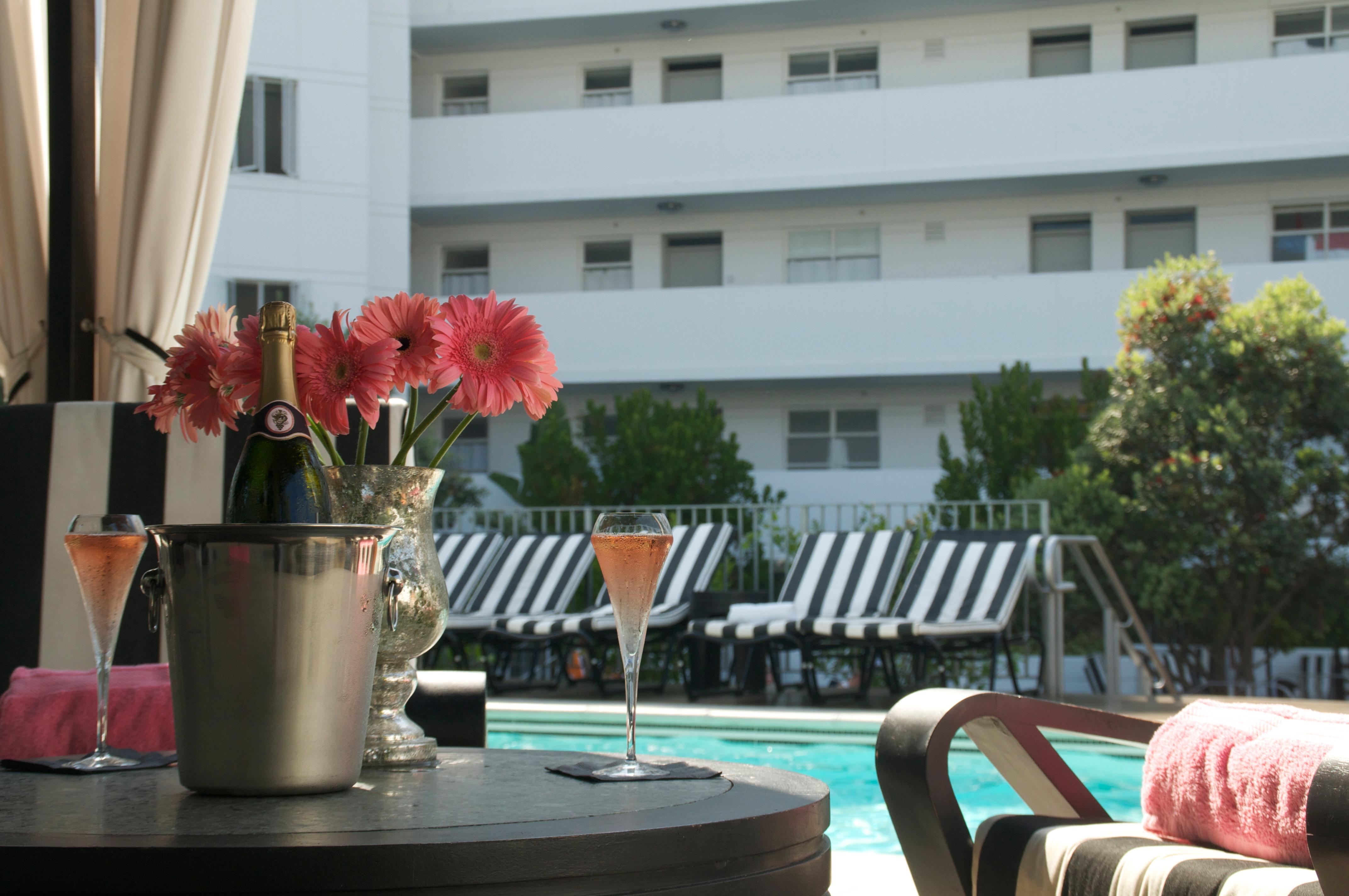 Hotel Shangri-La Santa Monica Buitenkant foto